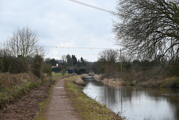 a view of the grand western canal near Tiverton from the tow path