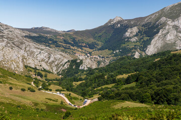 Natural Park of Picos de Europa © cbruzos