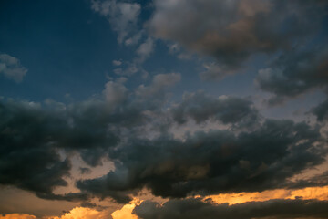 El cielo en un atardecer