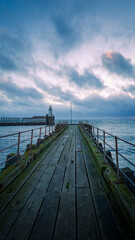 Obraz premium West Pier, Blyth Northumberland, sunrise