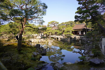 京都の東山区に鎮座する銀閣寺