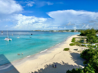 Strand auf der Karibikinsel Barbados