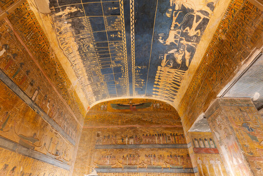  Interior view of the painted ceiling in the ancient tomb of Seti I, Tomb KV17, in the Valley of the Kings, Luxor Egypt
