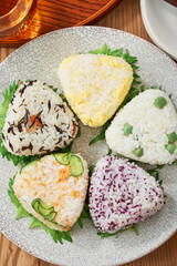 バラエティ豊富な手作りおにぎり