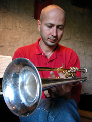 Suonatore di jazz con flicorno