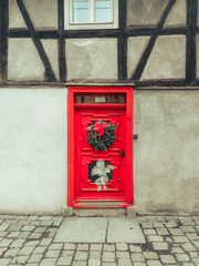 **"Anielskie akcenty w miejskim krajobrazie © Yahor