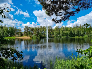 Der See Linneasjön in Nybro, Südschweden