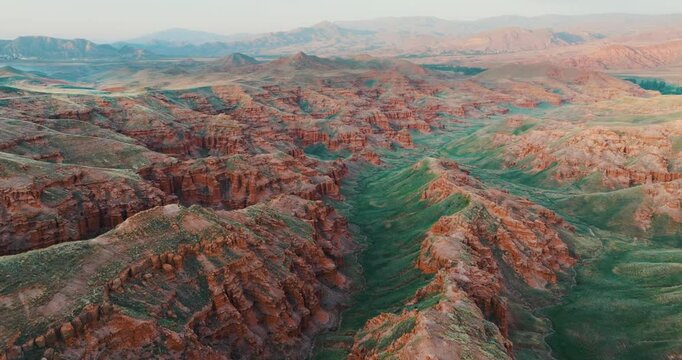 Located in the Narman region of Erzurum, the &ldquo;Red Fairy Chimneys&rdquo; offer a fascinating view with their impressive geological structures and red tones.