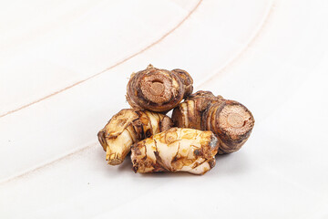 Natural organic raw ginger root