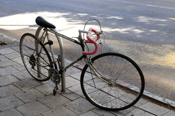 A bicycle is a non-motorized vehicle.