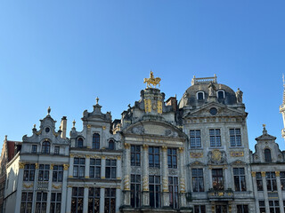 Obraz premium Historical buildings along Grand Place in central Brussels, Belgium