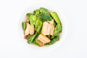A dish of braised pork with beans