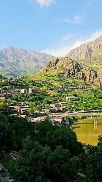 Selin village, nestled by the Sirwan River, is a peaceful springtime escape&mdash;perfect for relaxation, nature walks, and enjoying the beauty of rural Kurdistan.
📍Selin (Slene), Hawraman Takht Kurdistan 