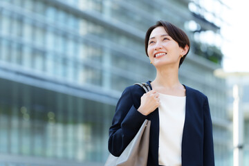 ビジネス　女性