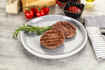 Grilled two beef burger cutlet
