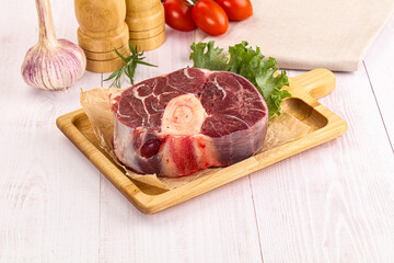 Raw beef ossobuco for roast