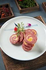 Ham and Egg Roll Slices