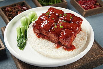 Braised pork belly with white rice