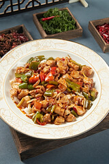 Xinjiang style gourmet pepper roasted chicken with noodles