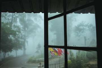 Fototapeta premium Morning windows and foggy mountain roads