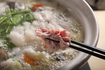 美味しい鍋料理のしゃぶしゃぶ