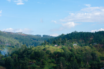 The scenery and clouds at the mountaintop, located in Sri Lanka