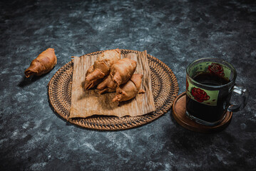 Molen banana cake. Eat Indonesian