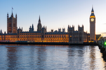 Fototapeta premium Big Ben and Houses of Parliament at sunset, London, UK