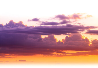 Fototapeta premium Vibrant sunset sky with purple and orange clouds evening scenery