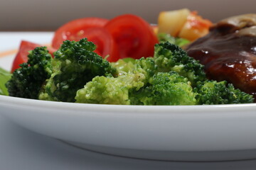 デミグラスソースハンバーグ