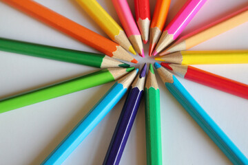 Naklejka premium Macro - pencils rainbow colors