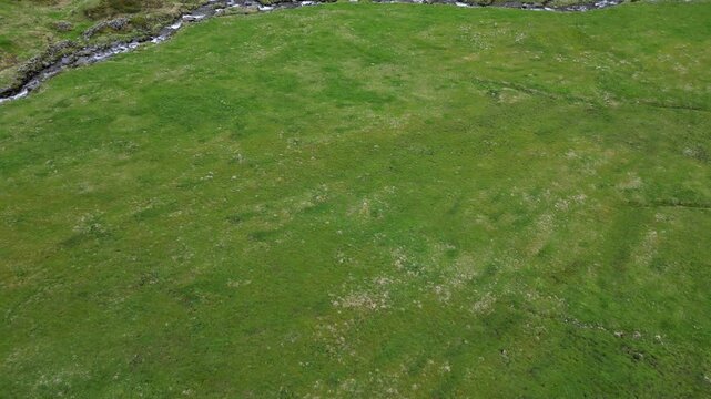 Wundersch&ouml;nes Alpbachtel im Fr&uuml;hling