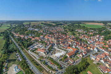 Sonniger Sommertag im Zenngrund rund um die Gemeinde Wilhermsdorf