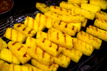 焼きパイナップル