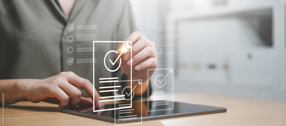 Poster document management, file search and auditing, folder data analysis.