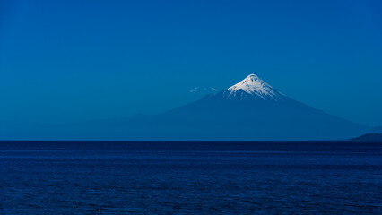 Fototapeta premium Osorno volcano from the Andes Mountains, Chile, seen from lake Llanquihue