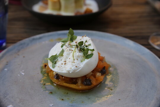 Burrata Cheese Baune France 