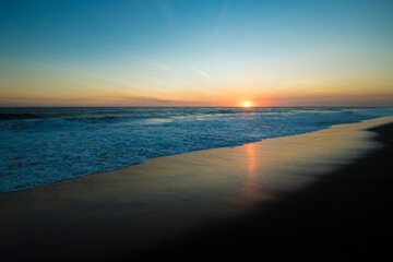 Fototapeta premium sunset over the sea