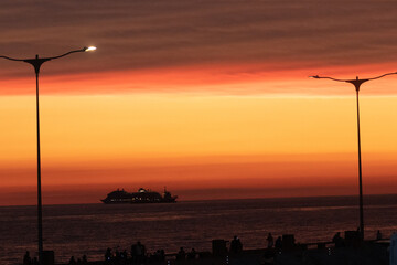 Barcos en el horizonte