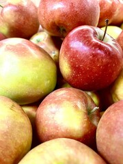 red apples in a basket