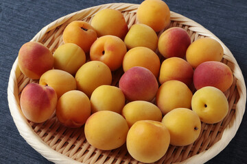 沢山の熟した南高梅