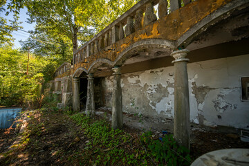 The Abandoned Historic Villa of an Artist in Northern Italy