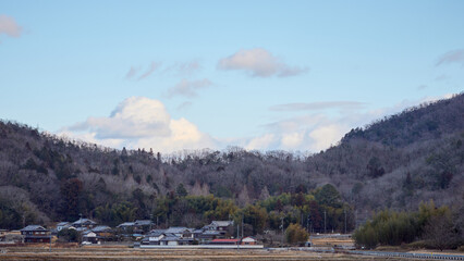 山の麓の集落 © kohta65