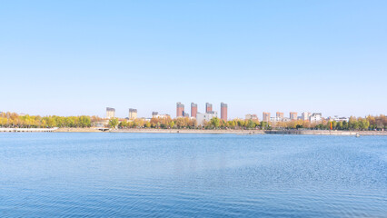 Fototapeta premium Nice city park by the lake