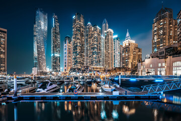 the skyscrapers of dubai marina at night