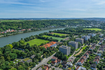 Herrlicher Sommertag rund um den  Donaupark in Regensburg in der Oberpfalz
