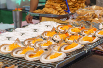 Thai Crispy Pancakes (Khanom Bueang) with Sweet Toppings