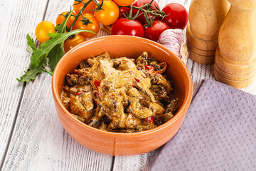 Roasted beef with cream sauce