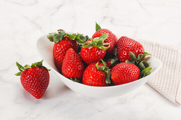 Sweet srawberry in the bowl