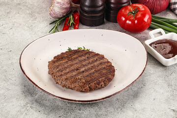 Grilled minced beef burger cutlet